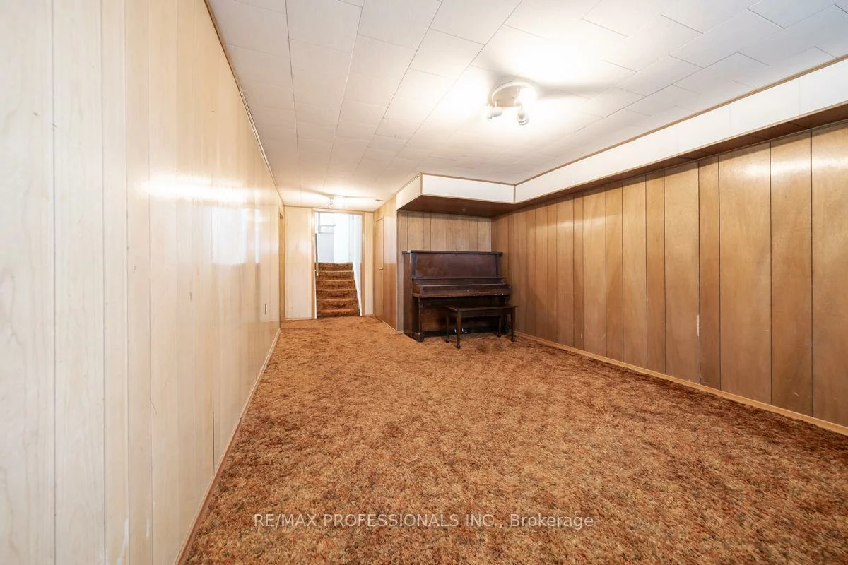 1275, Pallatine, 1003 - CP College Park, Oakville