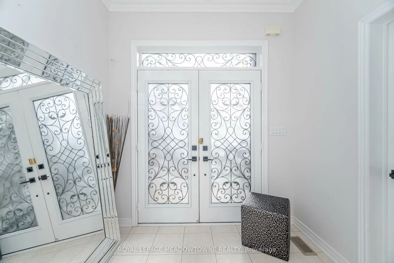 2459, Meadowridge, 1009 - JC Joshua Creek, Oakville