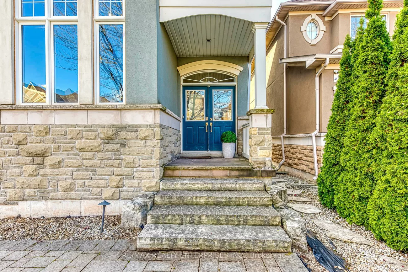 2240, Blackbird, 1019 - WM Westmount, Oakville