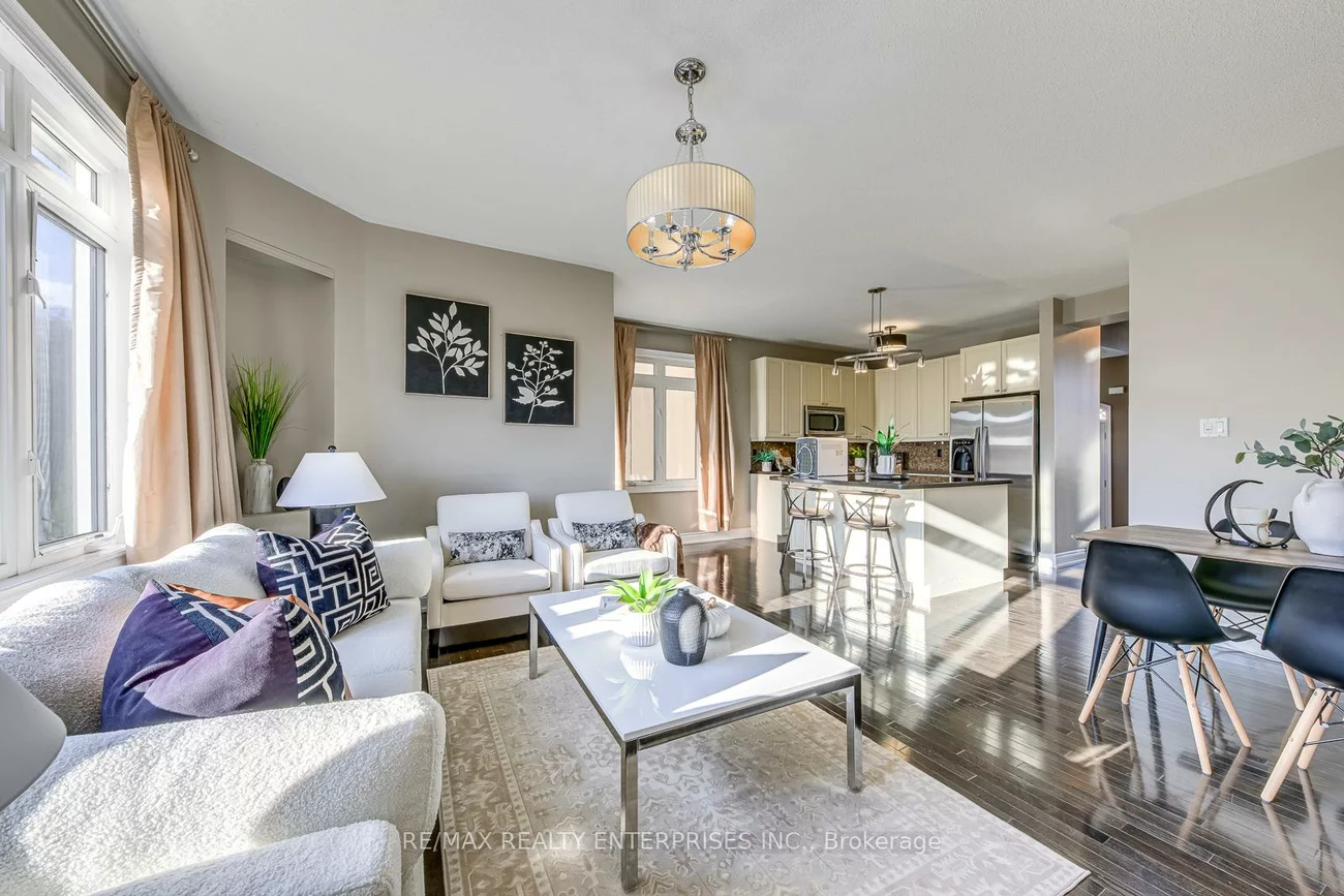 2240, Blackbird, 1019 - WM Westmount, Oakville