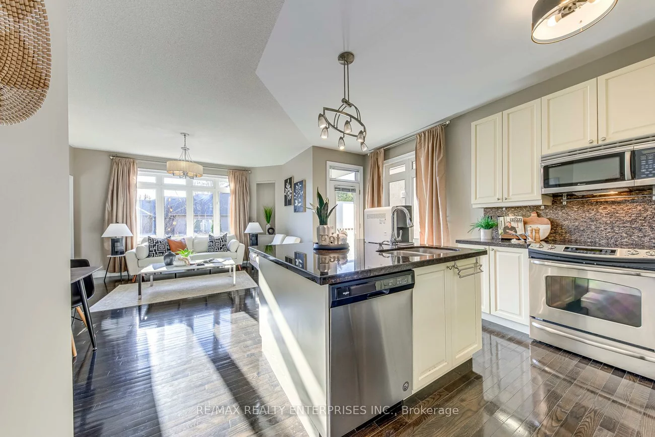 2240, Blackbird, 1019 - WM Westmount, Oakville
