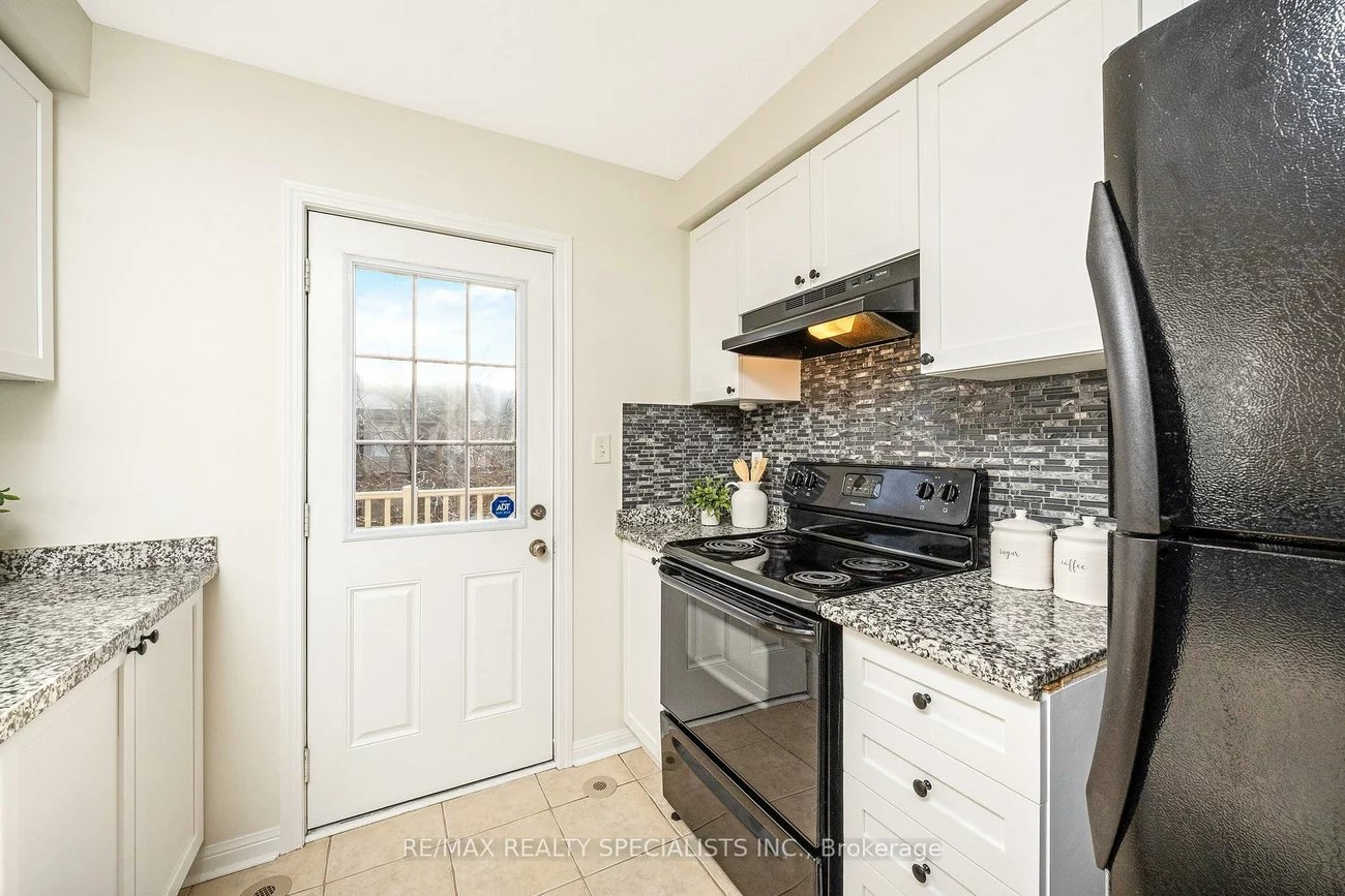 3187, Stornoway, 1000 - BC Bronte Creek, Oakville