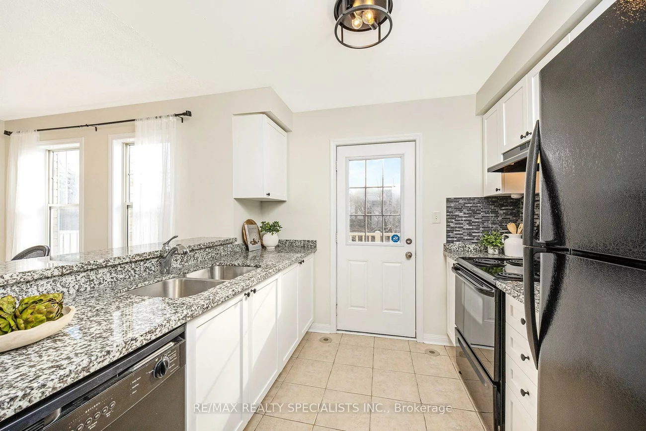 3187, Stornoway, 1000 - BC Bronte Creek, Oakville