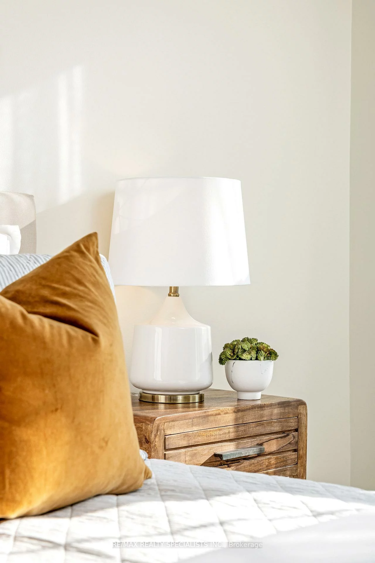 3187, Stornoway, 1000 - BC Bronte Creek, Oakville