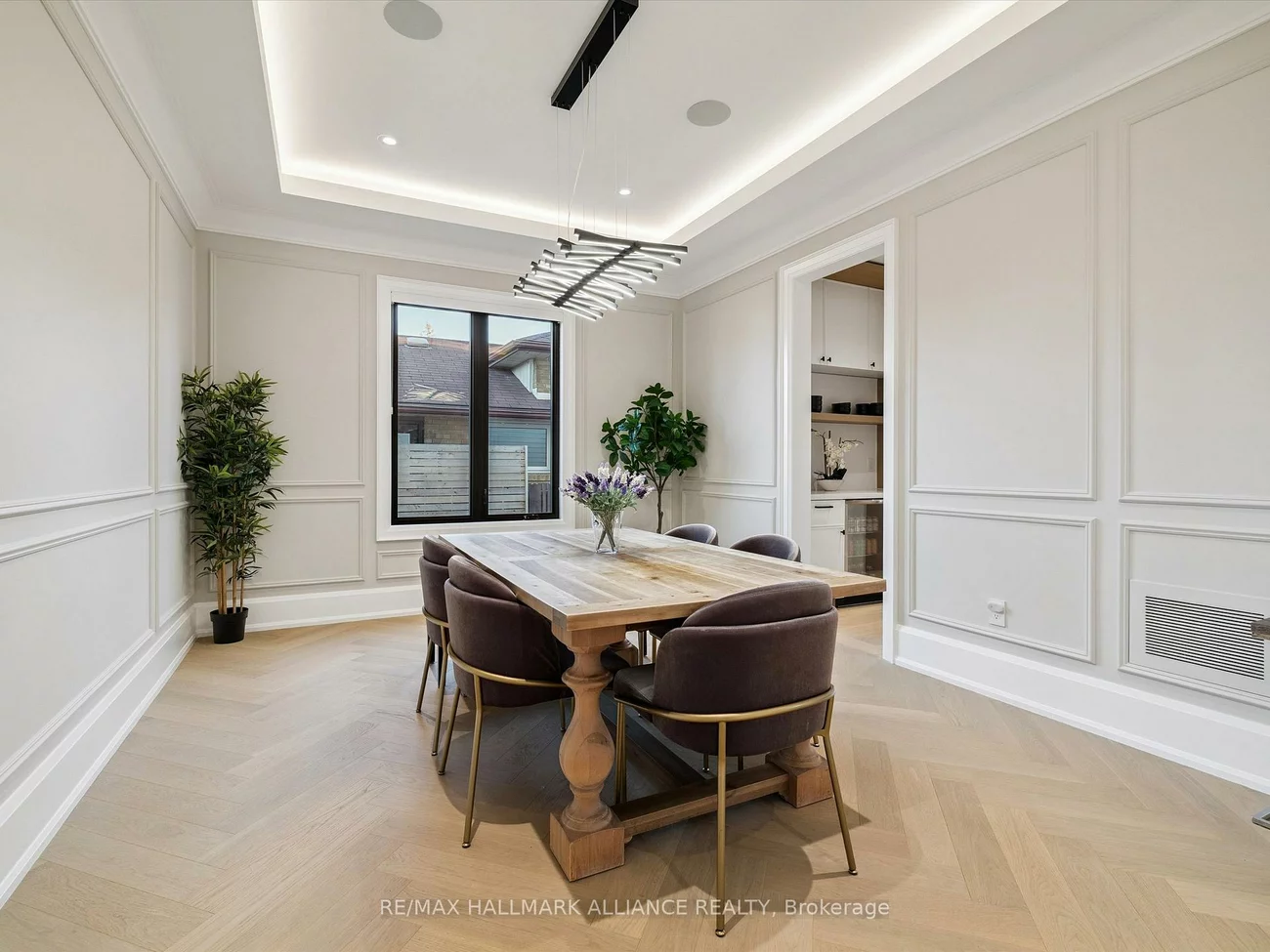 2074, Seabrook, 1020 - WO West, Oakville