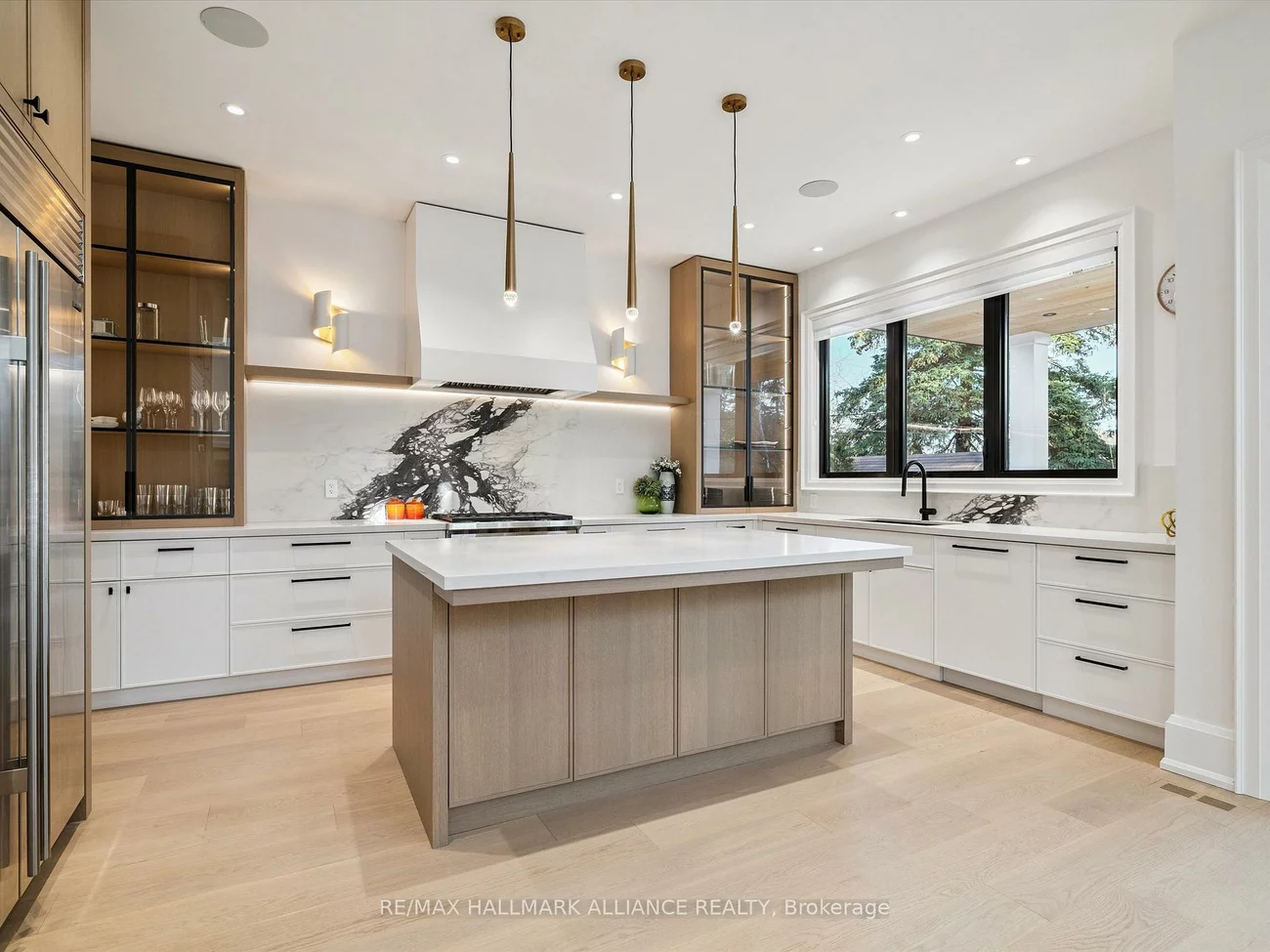 2074, Seabrook, 1020 - WO West, Oakville