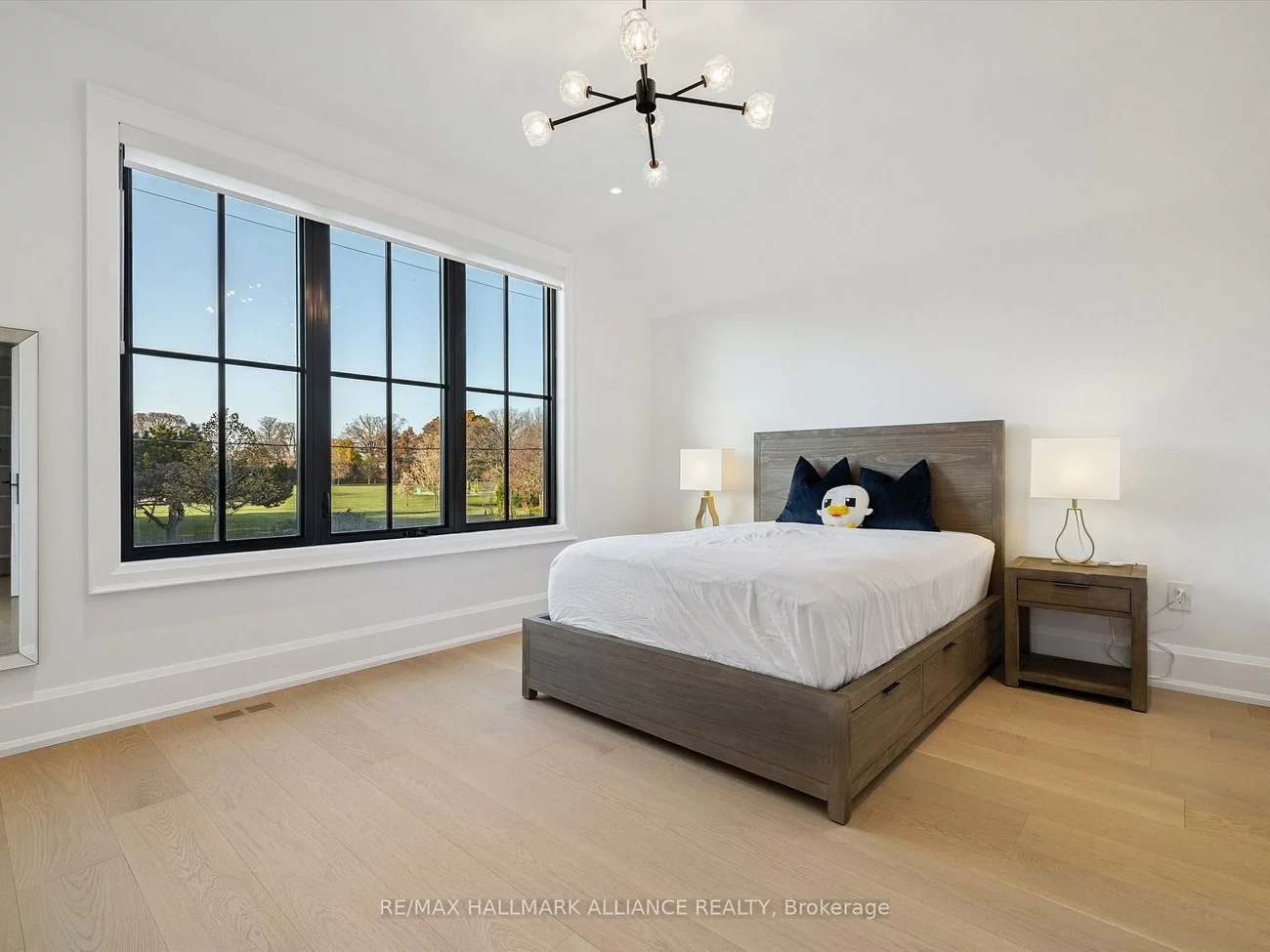 2074, Seabrook, 1020 - WO West, Oakville