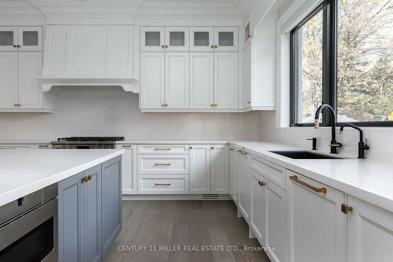 481, Chartwell, 1011 - MO Morrison, Oakville