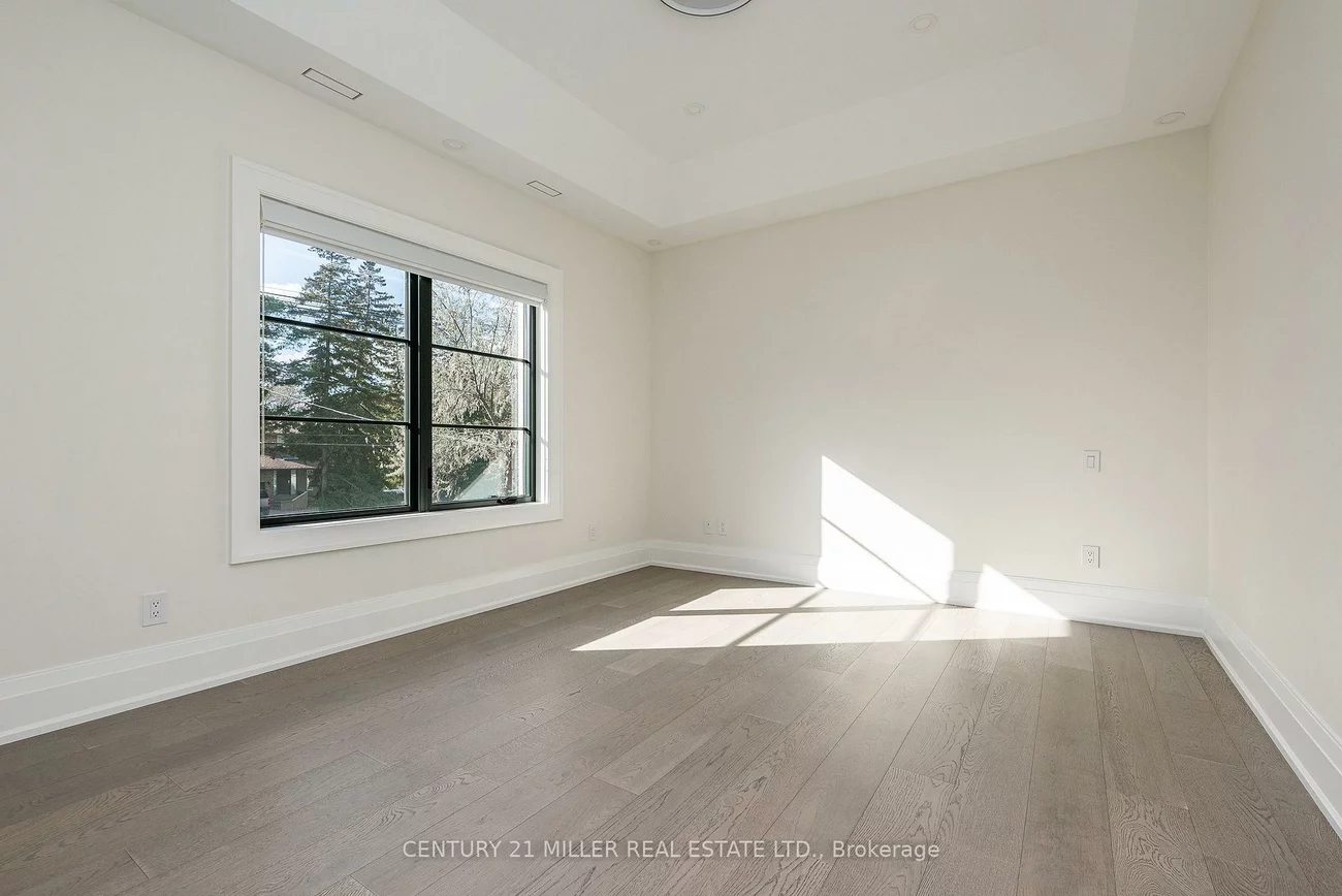 481, Chartwell, 1011 - MO Morrison, Oakville