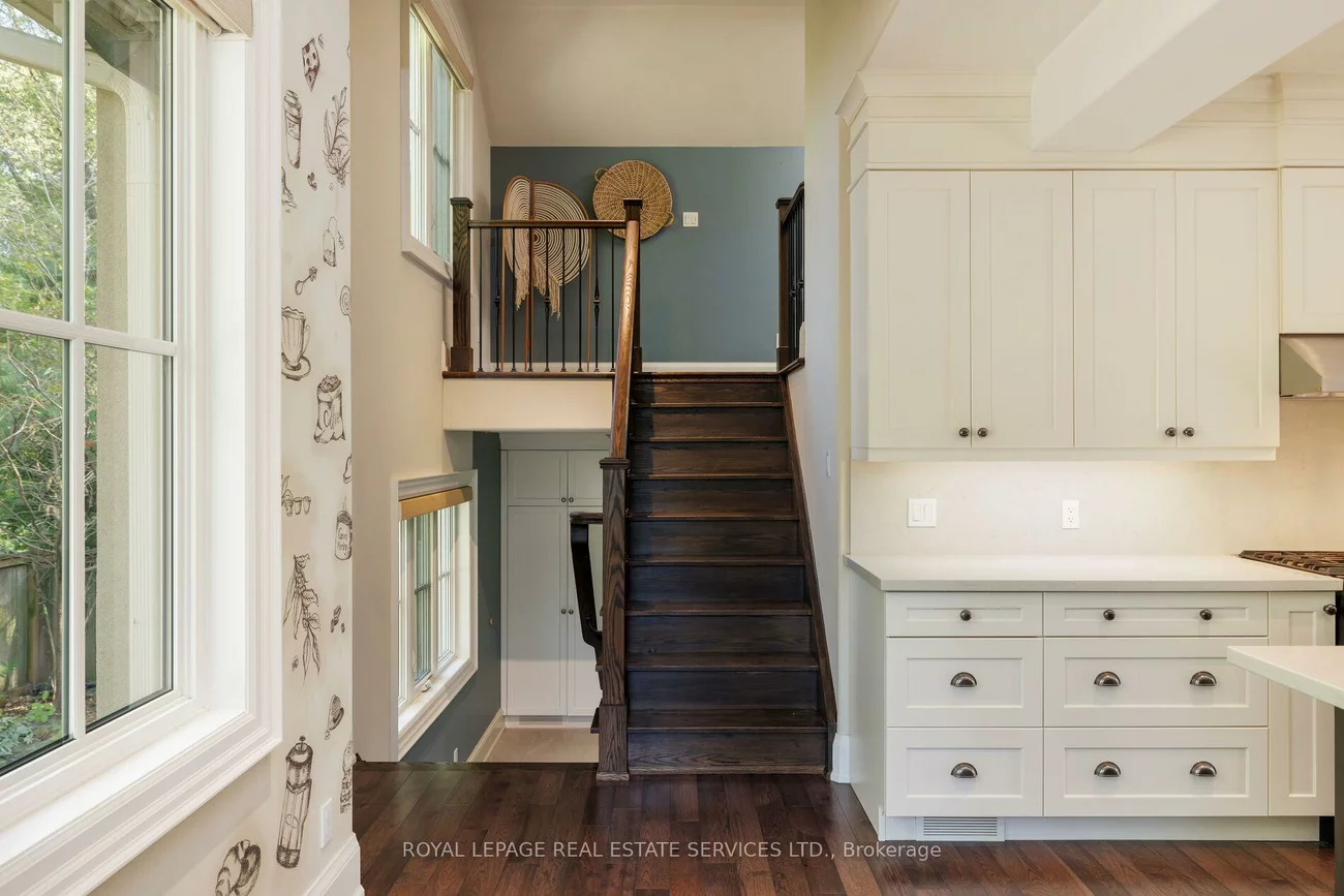 2448, Bridge, 1020 - WO West, Oakville