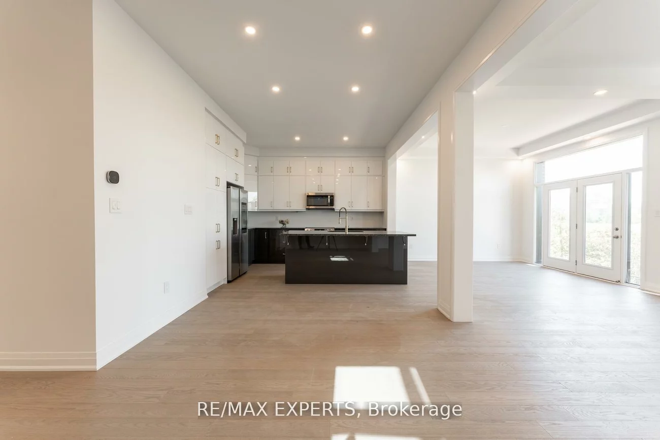 3299, Harasym, 1012 - NW Northwest, Oakville