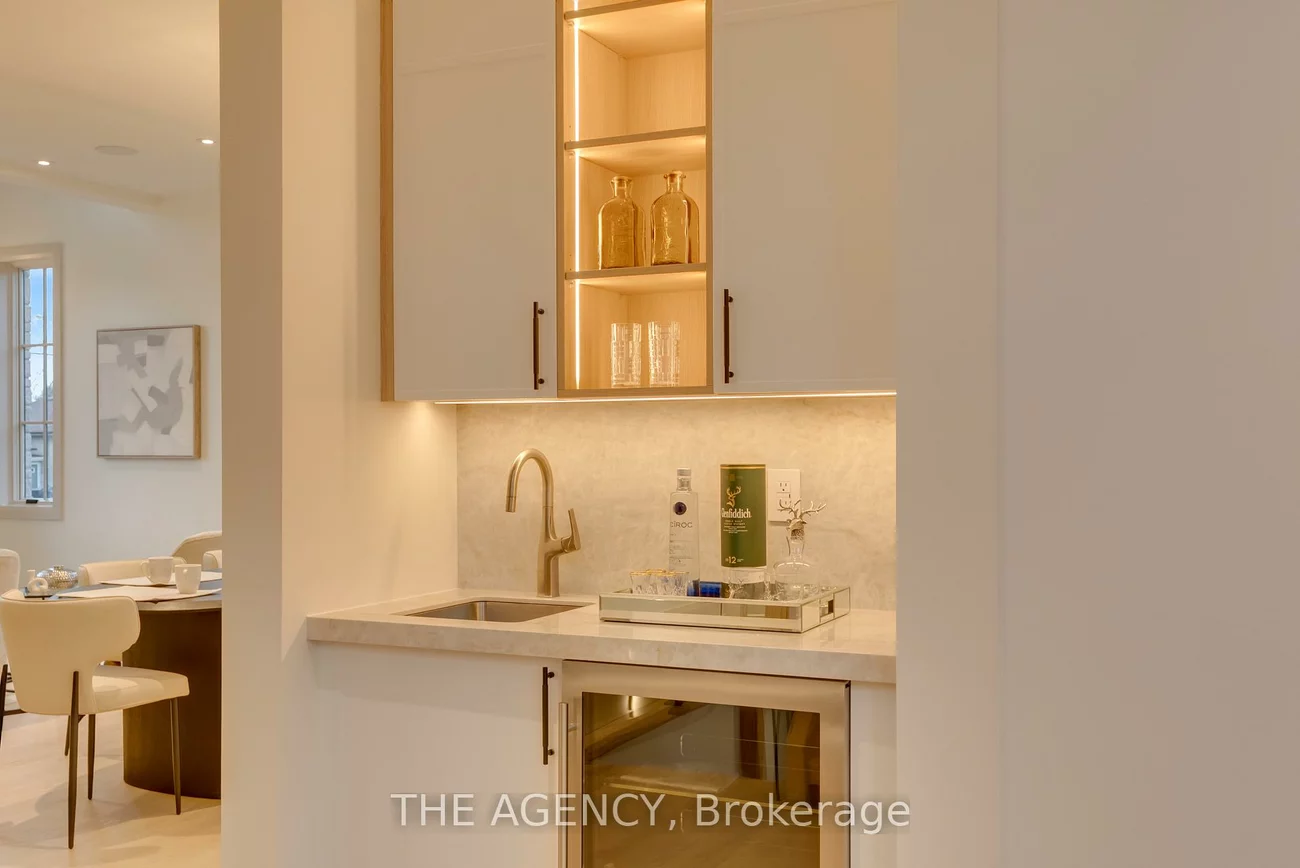 512, Weynway, 1020 - WO West, Oakville