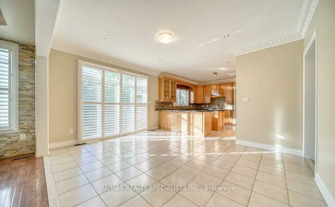 2239, Devonshire, 1019 - WM Westmount, Oakville