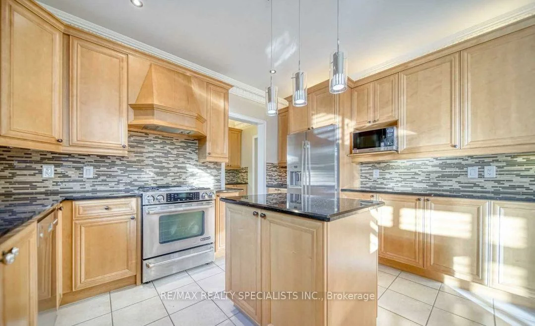 2239, Devonshire, 1019 - WM Westmount, Oakville