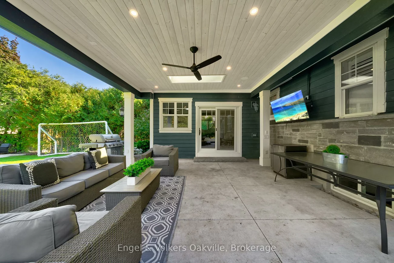 1378, Langdale, 1005 - FA Falgarwood, Oakville