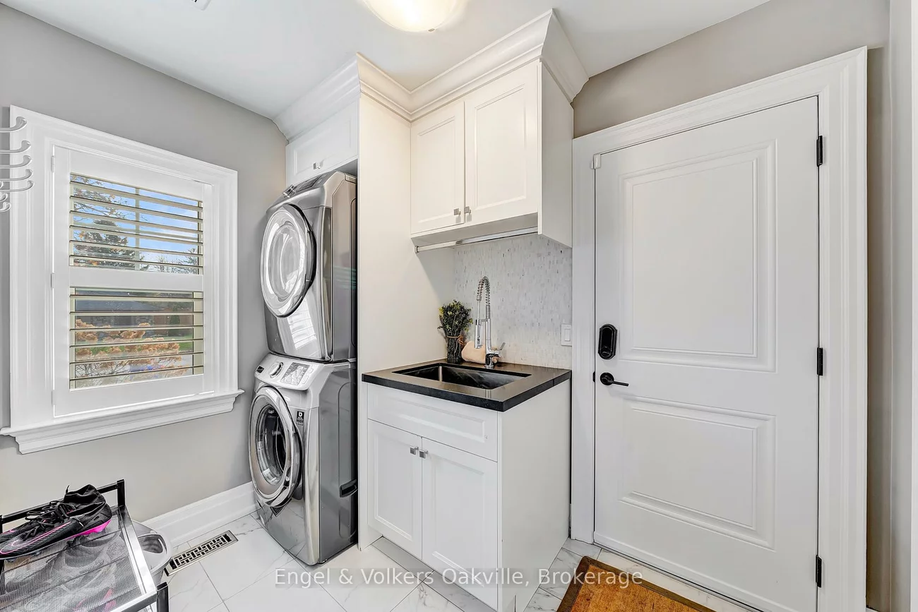 1378, Langdale, 1005 - FA Falgarwood, Oakville