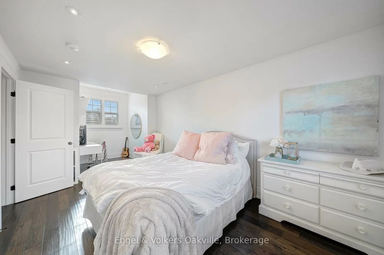 1378, Langdale, 1005 - FA Falgarwood, Oakville