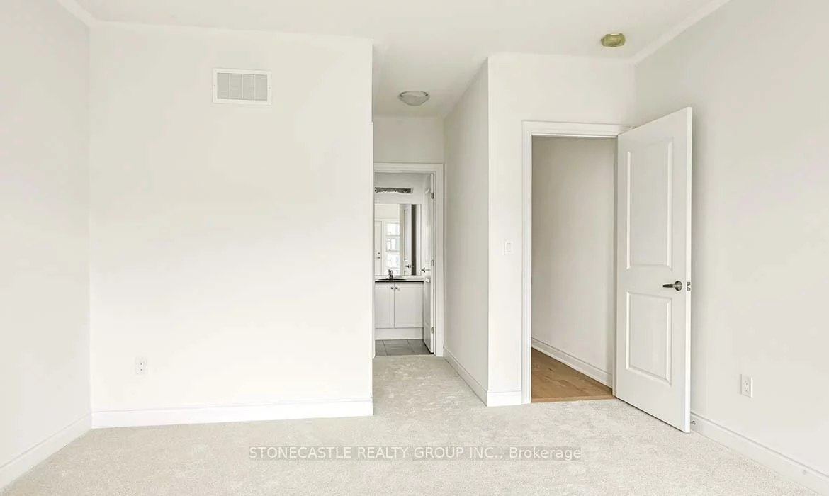 3049, Perkins, 1010 - JM Joshua Meadows, Oakville