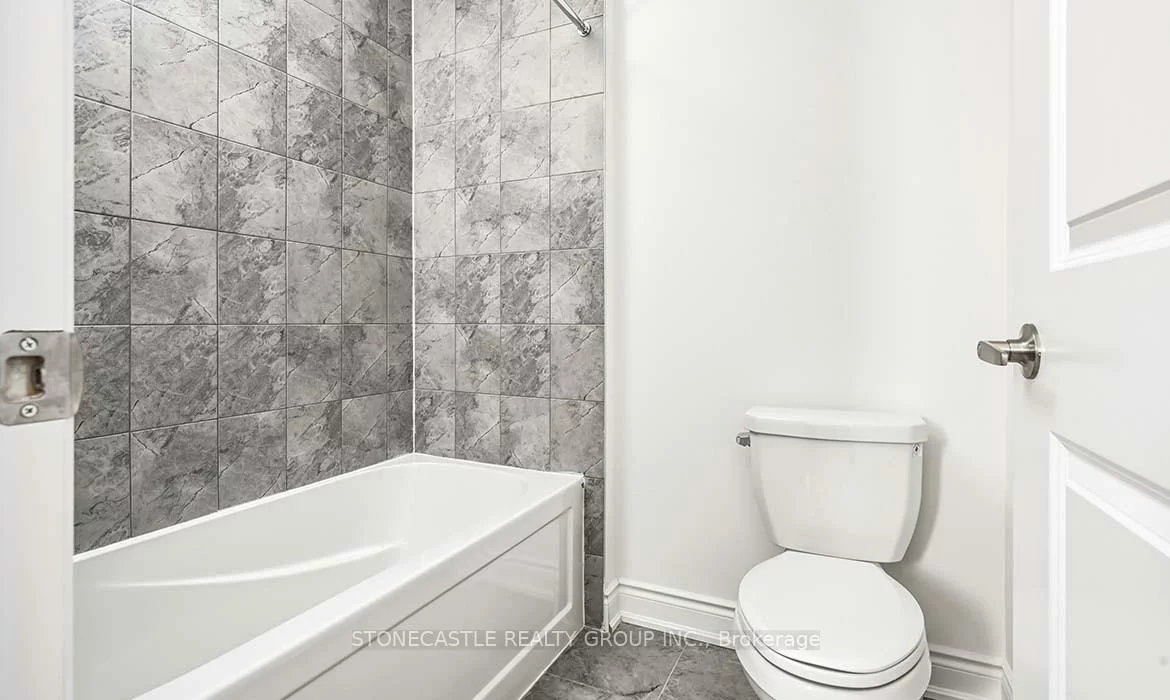 3049, Perkins, 1010 - JM Joshua Meadows, Oakville