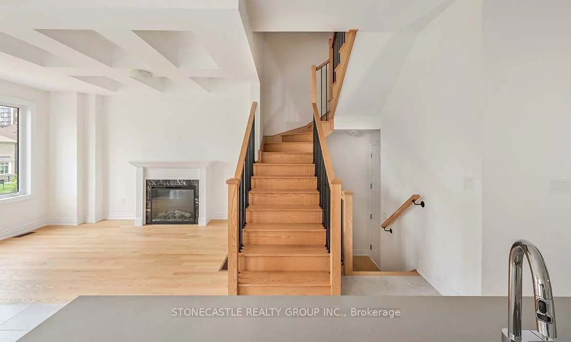 3049, Perkins, 1010 - JM Joshua Meadows, Oakville