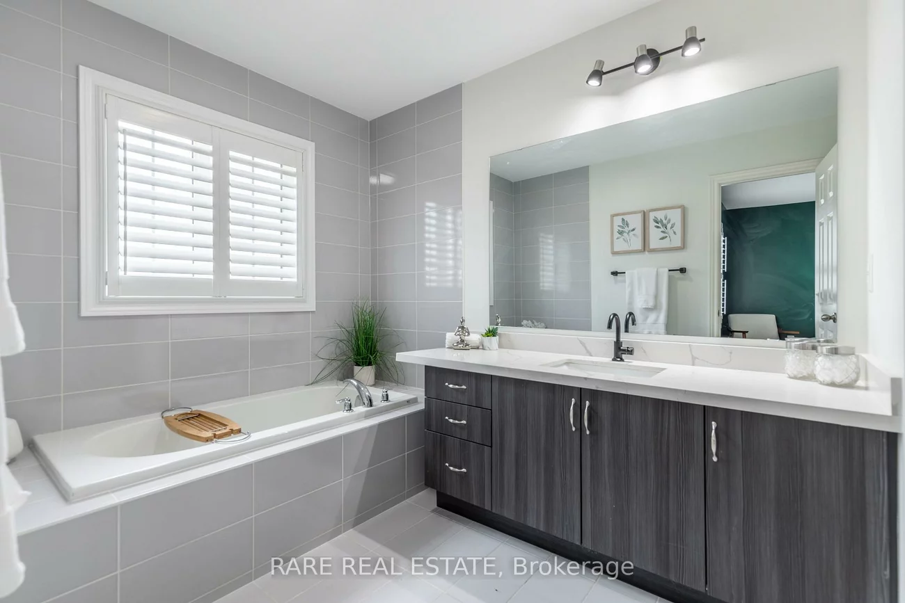 483, Terrace, 1016 - SH Sixteen Hollow, Oakville