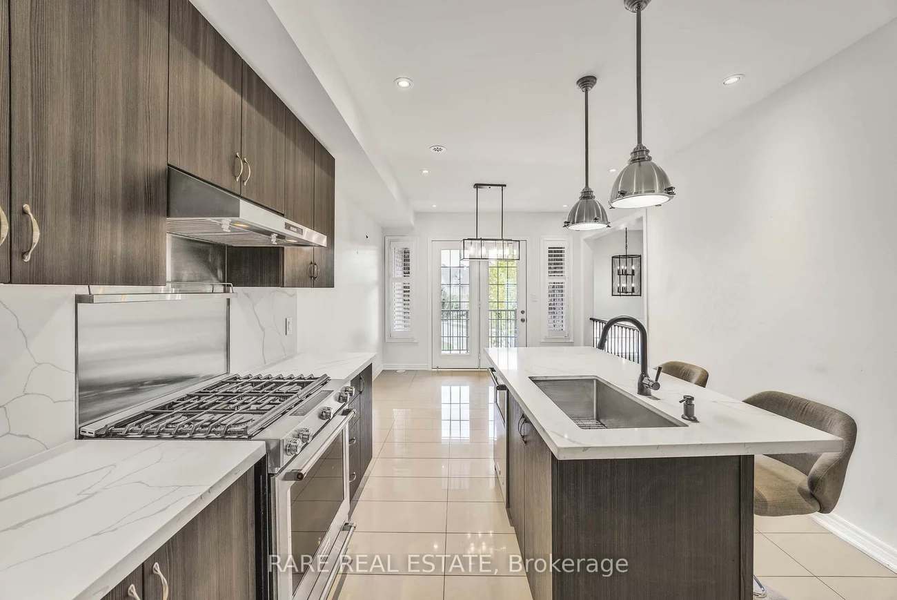 483, Terrace, 1016 - SH Sixteen Hollow, Oakville