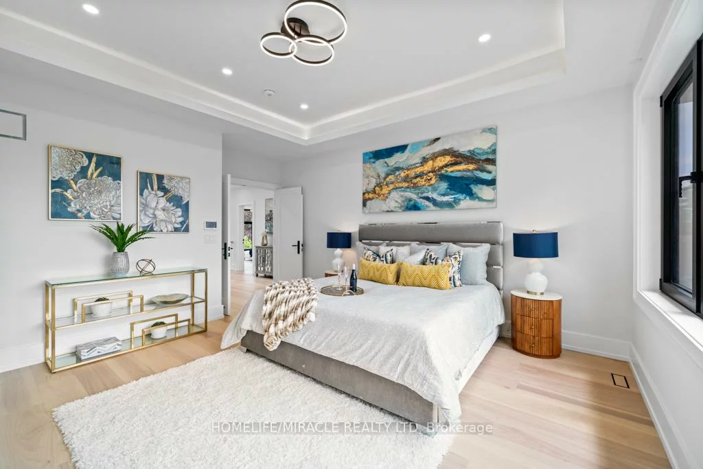 282, Maurice, 1002 - CO Central, Oakville