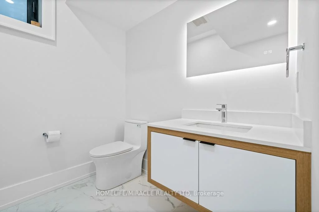 282, Maurice, 1002 - CO Central, Oakville