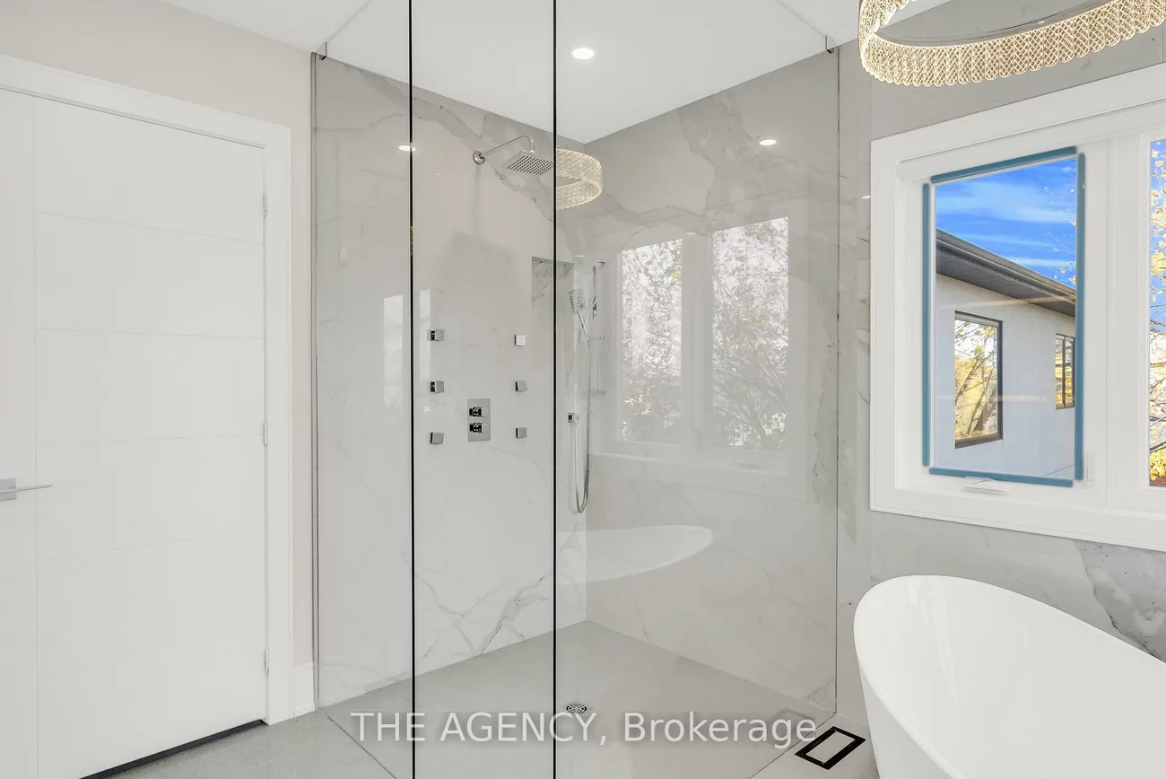 519, Third, 1020 - WO West, Oakville