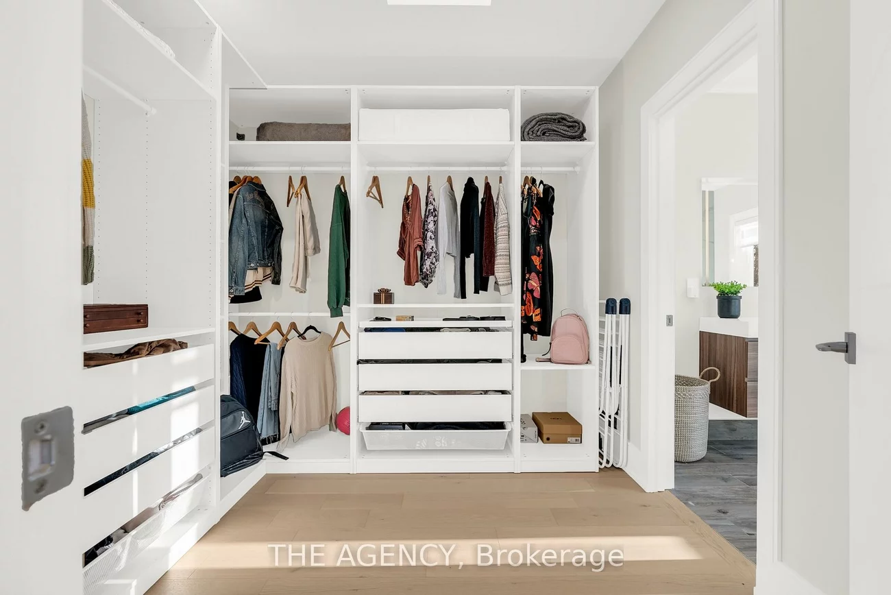 519, Third, 1020 - WO West, Oakville