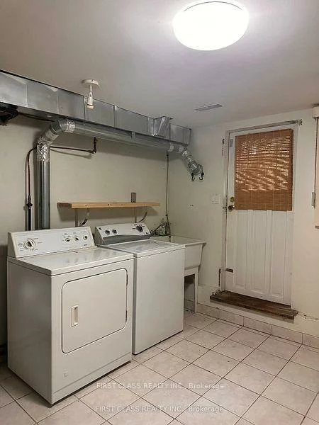 1085, Pearson, 1003 - CP College Park, Oakville