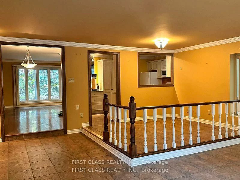 1085, Pearson, 1003 - CP College Park, Oakville