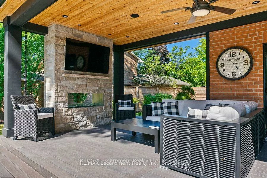 484, Aspen Forest, 1006 - FD Ford, Oakville