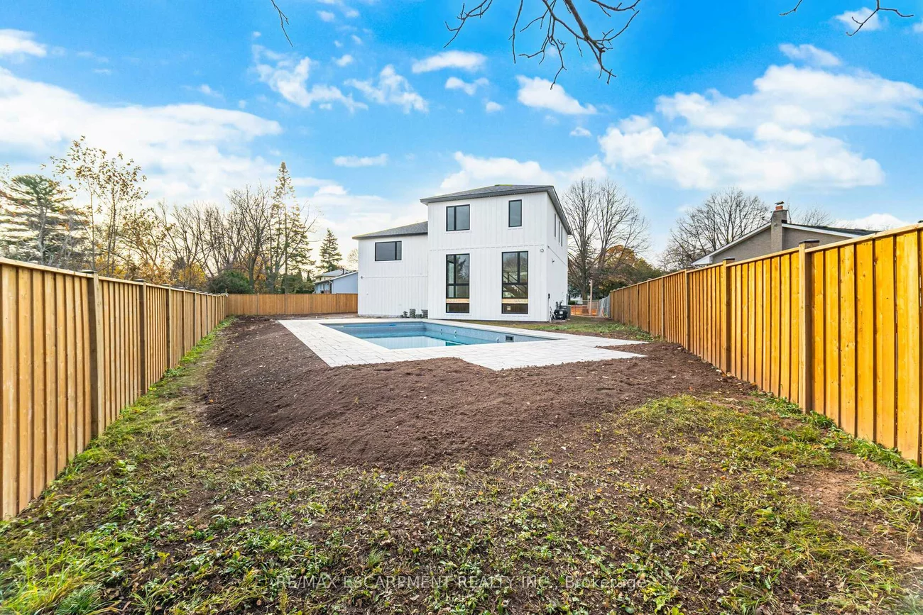 2488, Bridge, 1020 - WO West, Oakville