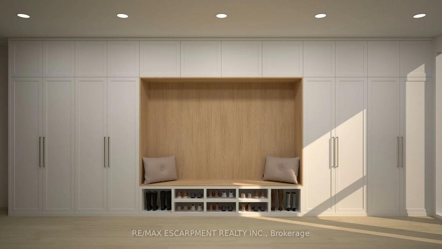 2488, Bridge, 1020 - WO West, Oakville