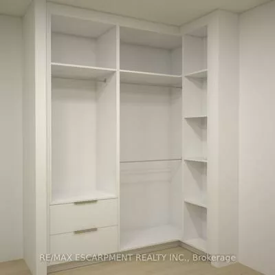 2488, Bridge, 1020 - WO West, Oakville