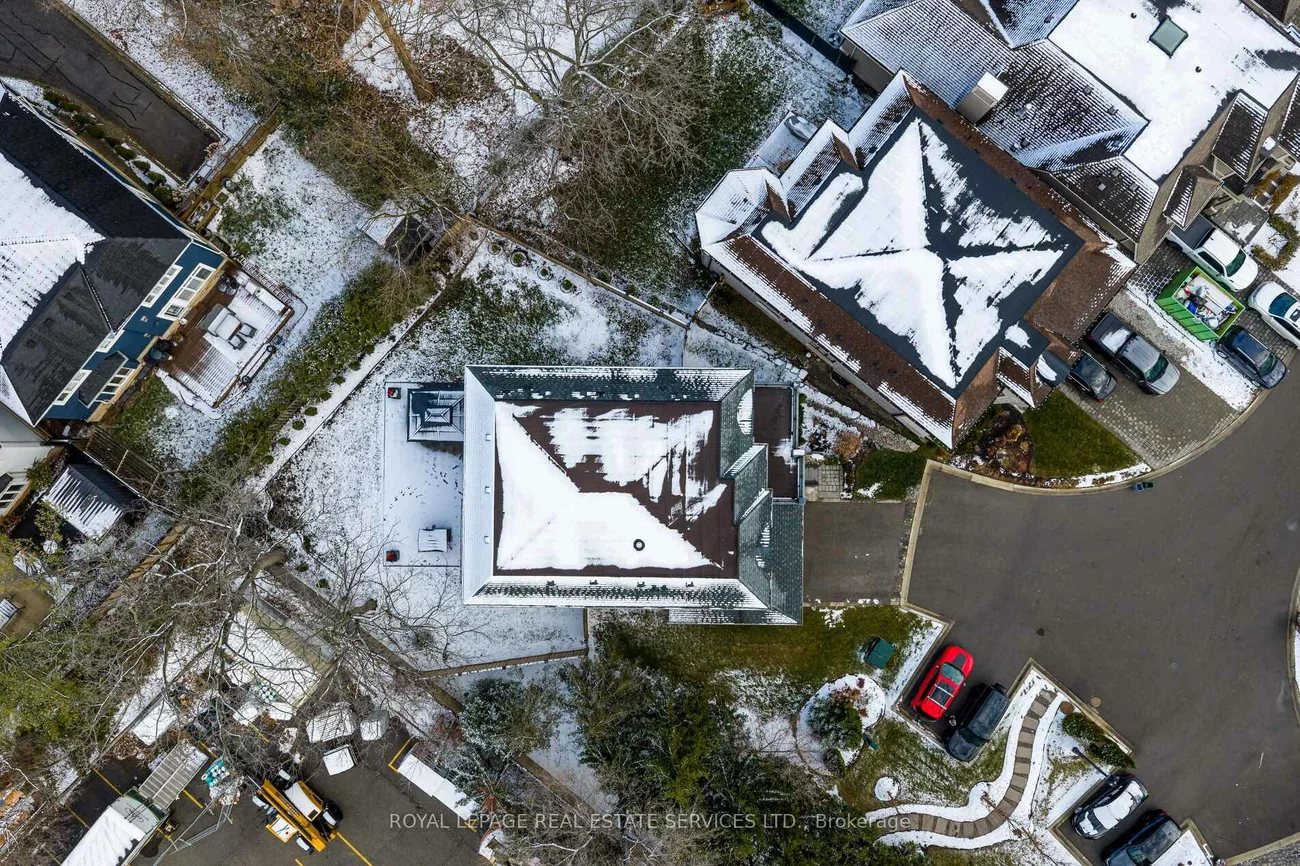 125, Paliser, 1017 - SW Southwest, Oakville