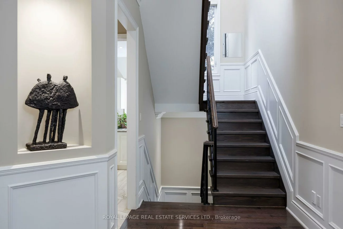 125, Paliser, 1017 - SW Southwest, Oakville