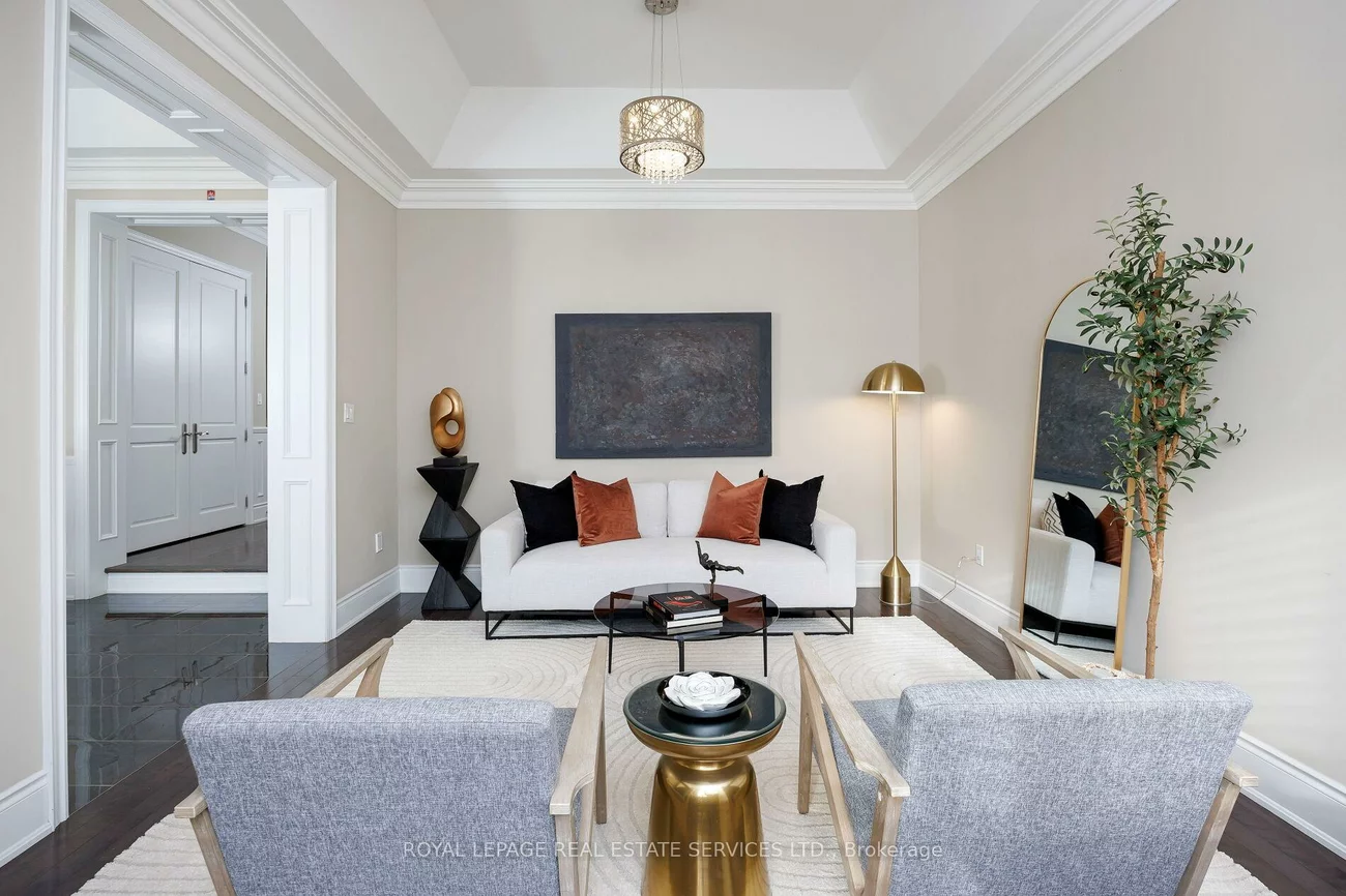 125, Paliser, 1017 - SW Southwest, Oakville