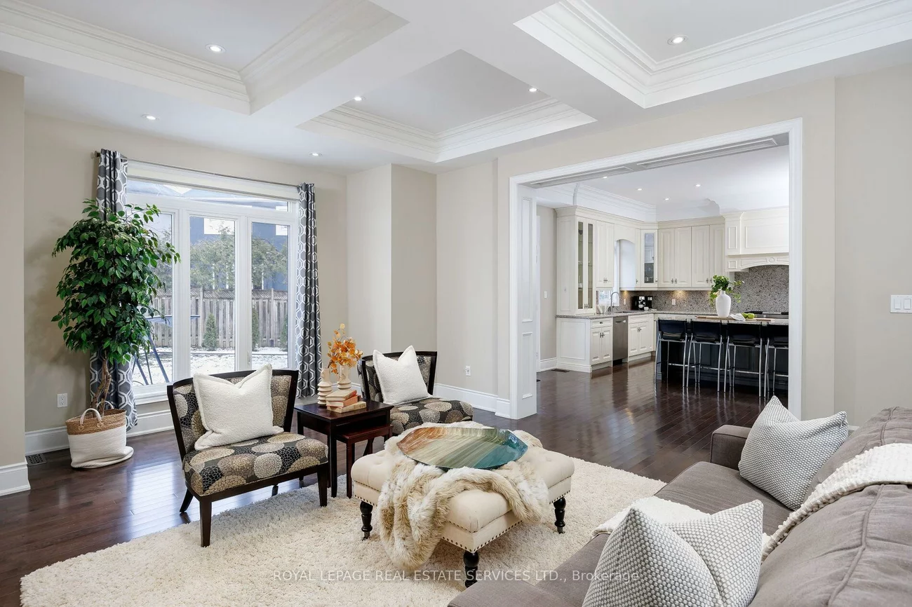 125, Paliser, 1017 - SW Southwest, Oakville