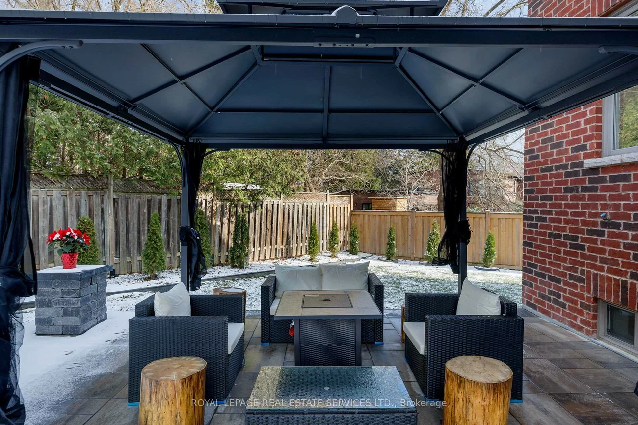 125, Paliser, 1017 - SW Southwest, Oakville