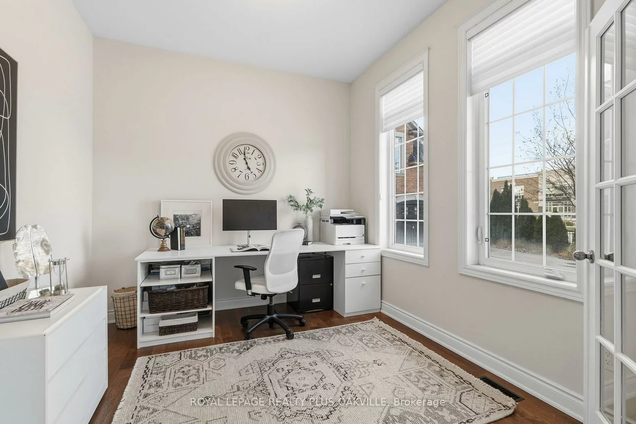 3488, Rebecca, 1001 - BR Bronte, Oakville