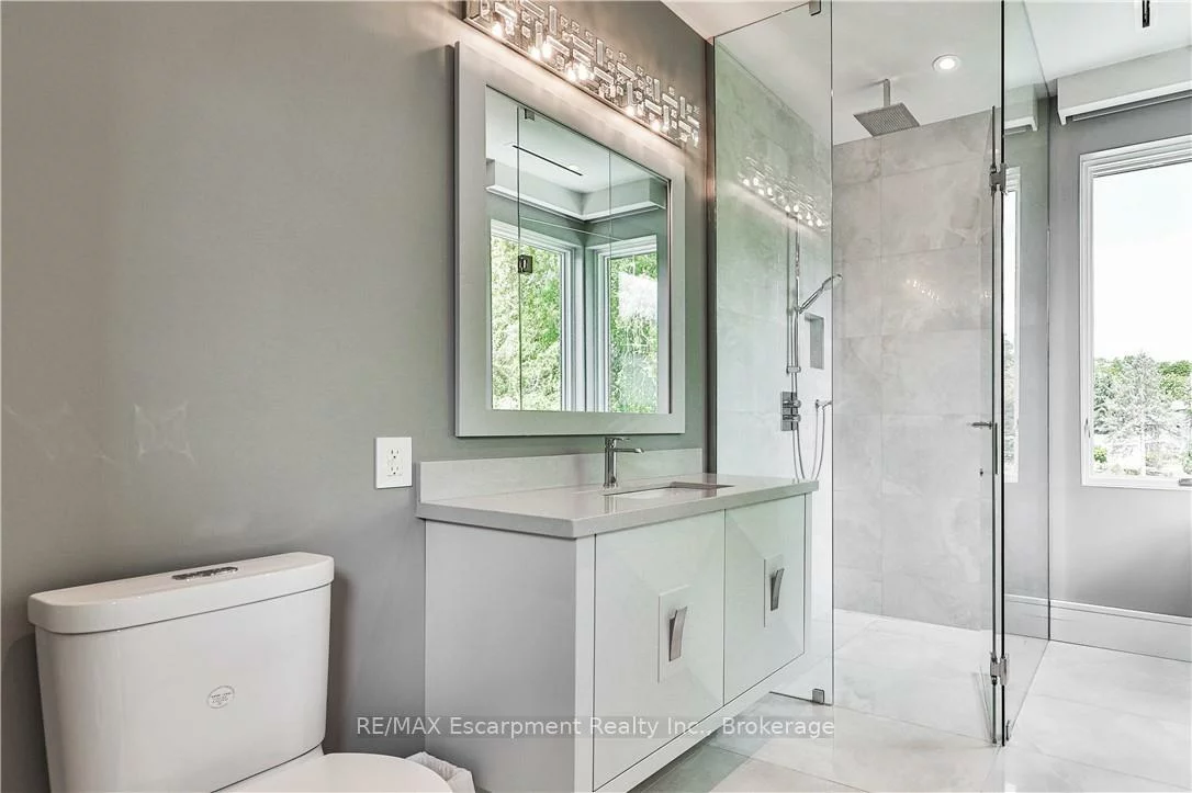 2250, Chancery, 1006 - FD Ford, Oakville