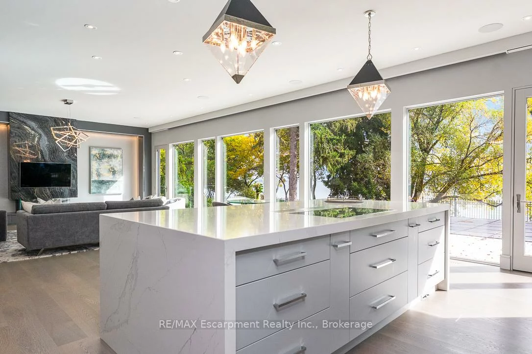 2250, Chancery, 1006 - FD Ford, Oakville