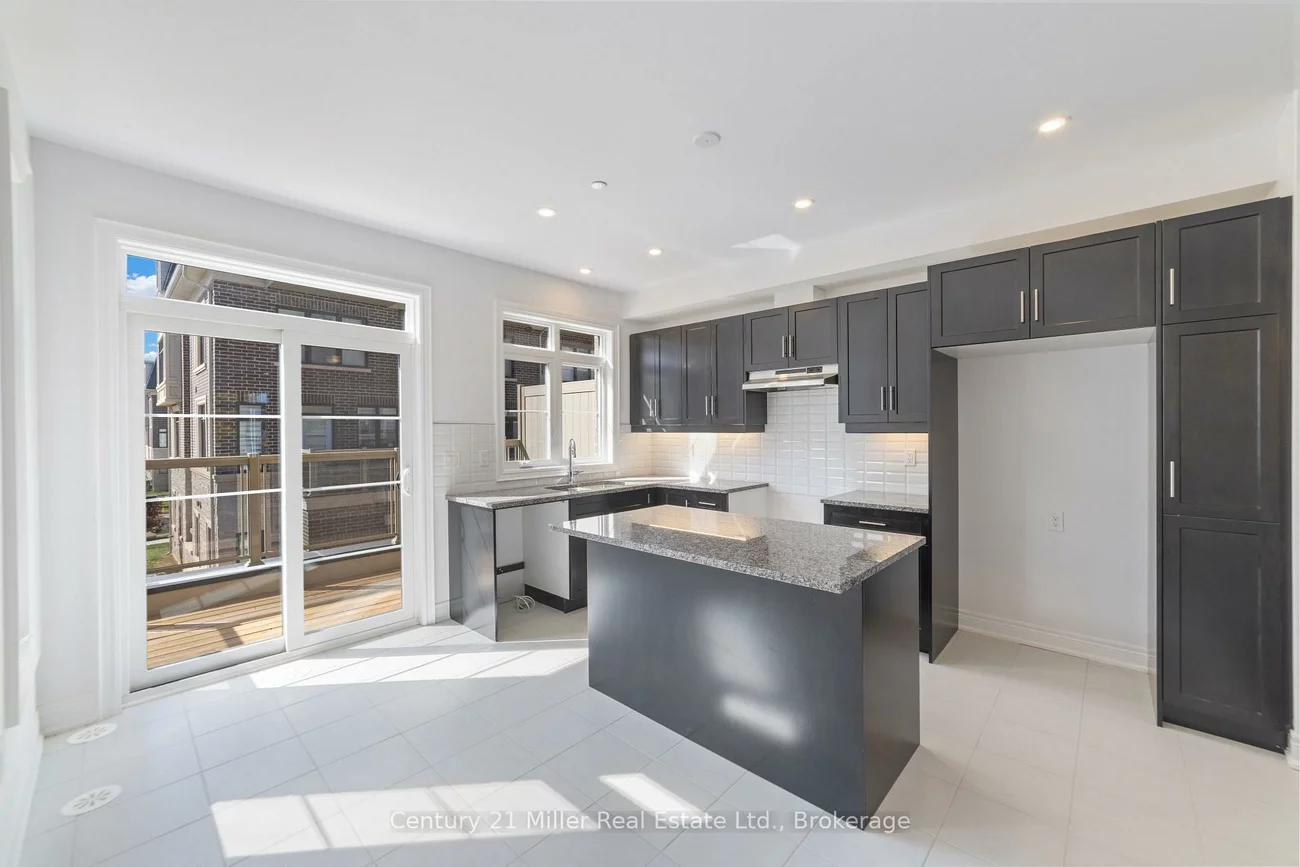2140, Trafalgar, 1015 - RO River Oaks, Oakville