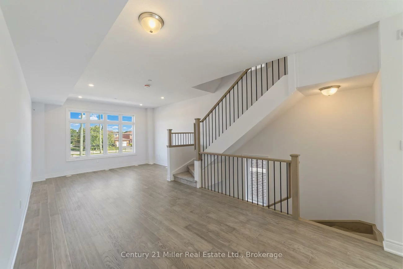 2140, Trafalgar, 1015 - RO River Oaks, Oakville
