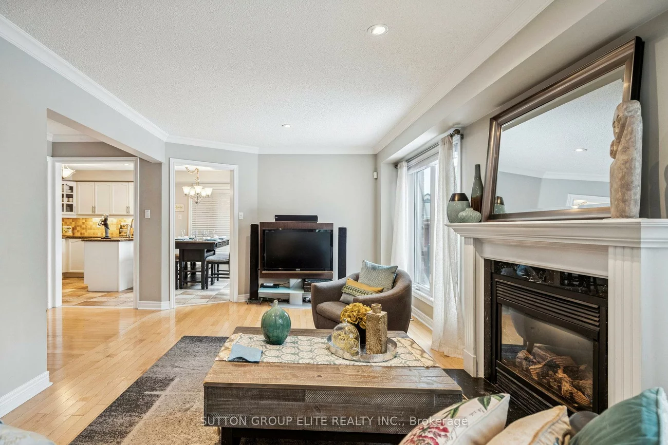 2424, Oakhaven, 1022 - WT West Oak Trails, Oakville