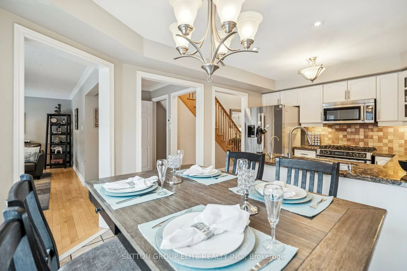 2424, Oakhaven, 1022 - WT West Oak Trails, Oakville