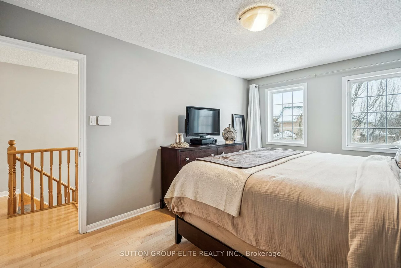 2424, Oakhaven, 1022 - WT West Oak Trails, Oakville