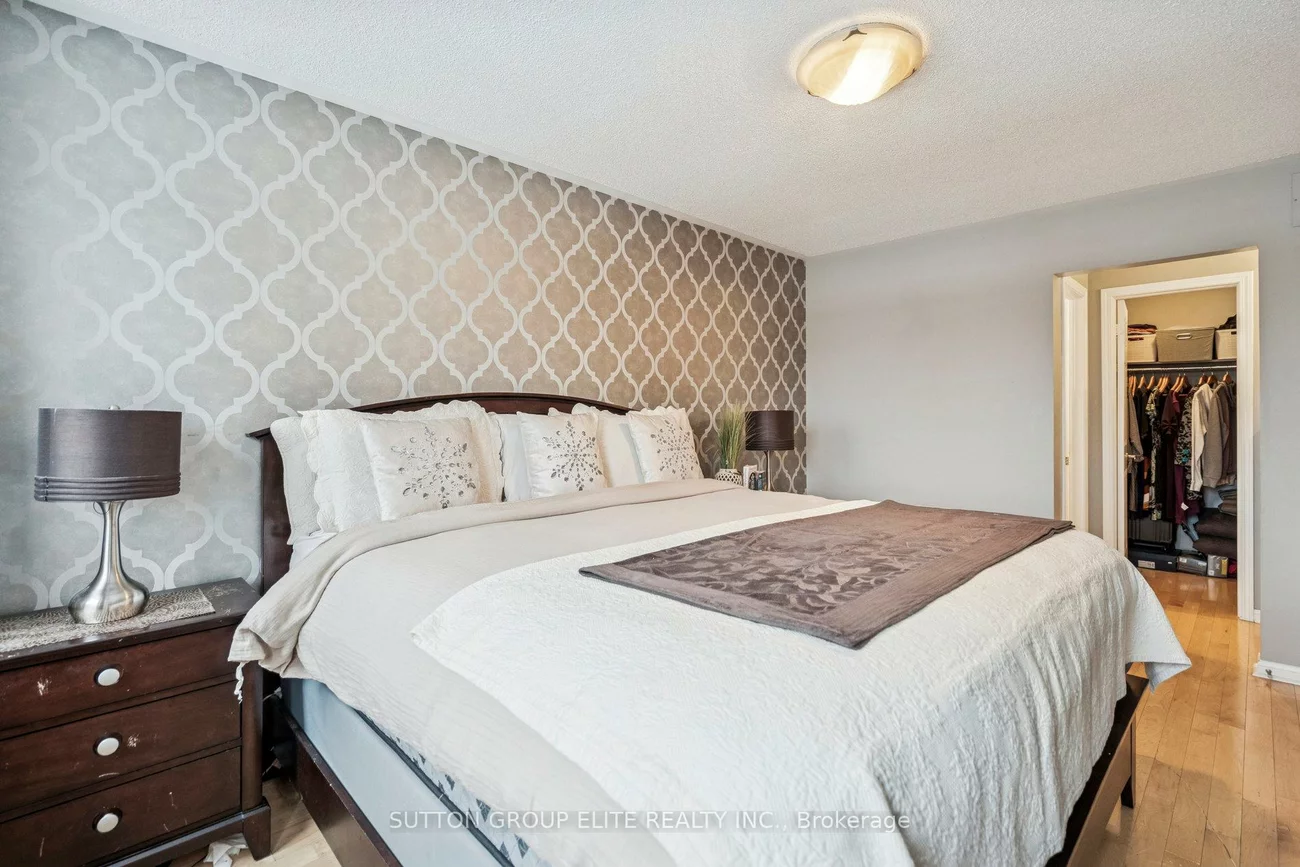 2424, Oakhaven, 1022 - WT West Oak Trails, Oakville